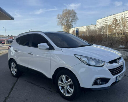 Білий Хендай іх35, об'ємом двигуна 2 л та пробігом 157 тис. км за 12900 $, фото 1 на Automoto.ua