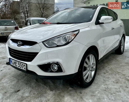 Білий Хендай іх35, об'ємом двигуна 2 л та пробігом 107 тис. км за 15300 $, фото 1 на Automoto.ua