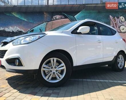 Білий Хендай іх35, об'ємом двигуна 1.7 л та пробігом 187 тис. км за 11850 $, фото 1 на Automoto.ua