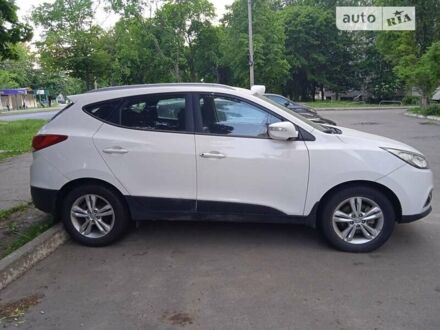 Хендай их35 2013 в Харькове на Automoto.ua Белый Хендай их35, объемом двигателя 2 л и пробегом 62 тыс. км за 12000 $, фото 1 на Automoto.ua