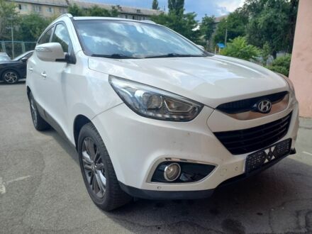 Хендай их35 2014 в Черновцах на Automoto.ua Белый Хендай их35, объемом двигателя 2 л и пробегом 179 тыс. км за 15500 $, фото 1 на Automoto.ua