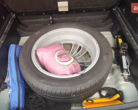 Бежевый Хендай их35, объемом двигателя 2 л и пробегом 200 тыс. км за 10990 $, фото 28 на Automoto.ua