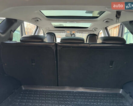 Бежевый Хендай их35, объемом двигателя 2 л и пробегом 147 тыс. км за 11800 $, фото 22 на Automoto.ua