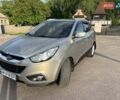 Бежевый Хендай их35, объемом двигателя 2 л и пробегом 205 тыс. км за 12500 $, фото 1 на Automoto.ua