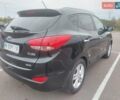 Черный Хендай их35, объемом двигателя 2 л и пробегом 173 тыс. км за 11900 $, фото 4 на Automoto.ua