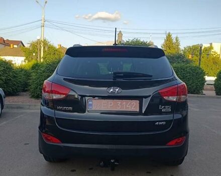 Черный Хендай их35, объемом двигателя 2 л и пробегом 235 тыс. км за 10777 $, фото 6 на Automoto.ua