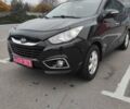 Черный Хендай их35, объемом двигателя 2 л и пробегом 249 тыс. км за 11900 $, фото 2 на Automoto.ua