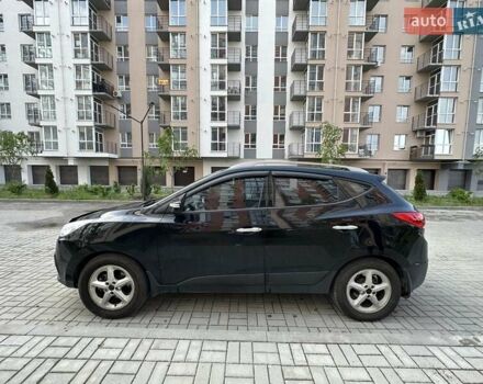Чорний Хендай іх35, об'ємом двигуна 2 л та пробігом 144 тис. км за 12200 $, фото 2 на Automoto.ua