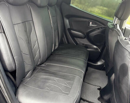 Черный Хендай их35, объемом двигателя 2 л и пробегом 178 тыс. км за 12350 $, фото 30 на Automoto.ua