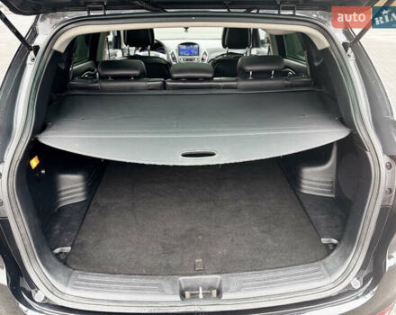 Черный Хендай их35, объемом двигателя 2 л и пробегом 178 тыс. км за 12350 $, фото 39 на Automoto.ua