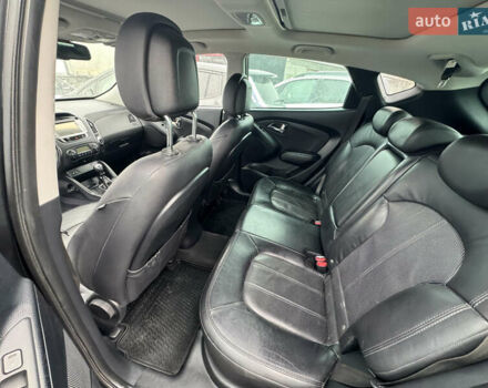 Черный Хендай их35, объемом двигателя 2 л и пробегом 111 тыс. км за 11900 $, фото 15 на Automoto.ua