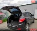 Черный Хендай их35, объемом двигателя 2 л и пробегом 290 тыс. км за 10500 $, фото 5 на Automoto.ua
