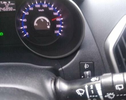 Черный Хендай их35, объемом двигателя 1.69 л и пробегом 250 тыс. км за 11888 $, фото 13 на Automoto.ua