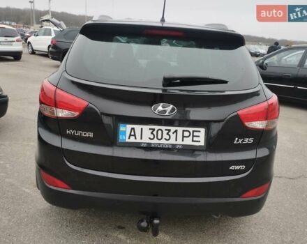 Черный Хендай их35, объемом двигателя 2 л и пробегом 230 тыс. км за 9500 $, фото 13 на Automoto.ua
