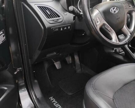 Черный Хендай их35, объемом двигателя 2 л и пробегом 249 тыс. км за 11900 $, фото 30 на Automoto.ua