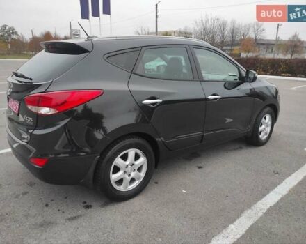 Черный Хендай их35, объемом двигателя 2 л и пробегом 249 тыс. км за 11900 $, фото 9 на Automoto.ua