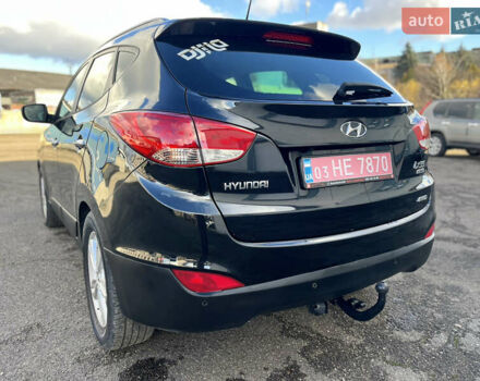 Черный Хендай их35, объемом двигателя 2 л и пробегом 225 тыс. км за 12999 $, фото 17 на Automoto.ua