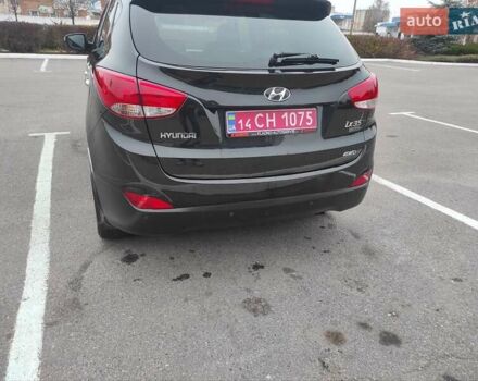 Черный Хендай их35, объемом двигателя 2 л и пробегом 249 тыс. км за 11900 $, фото 6 на Automoto.ua