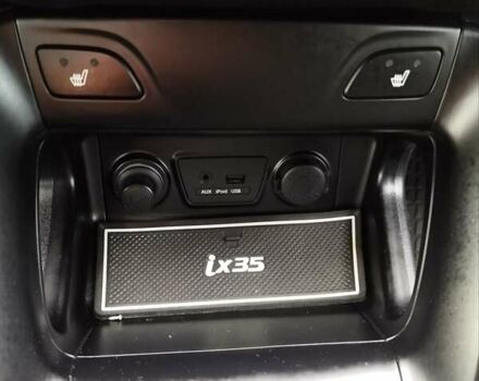 Черный Хендай их35, объемом двигателя 1.69 л и пробегом 250 тыс. км за 11888 $, фото 47 на Automoto.ua