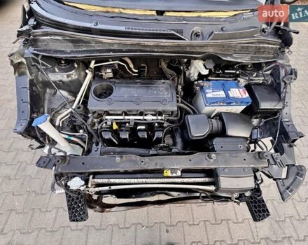 Черный Хендай их35, объемом двигателя 2 л и пробегом 160 тыс. км за 5900 $, фото 12 на Automoto.ua