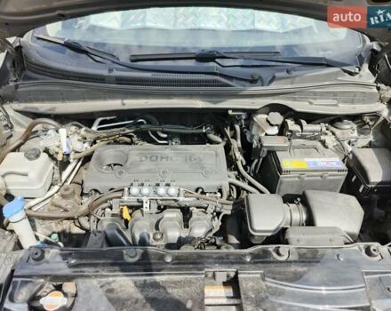 Чорний Хендай іх35, об'ємом двигуна 2 л та пробігом 119 тис. км за 12300 $, фото 42 на Automoto.ua