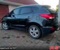 Черный Хендай их35, объемом двигателя 2 л и пробегом 208 тыс. км за 10500 $, фото 1 на Automoto.ua