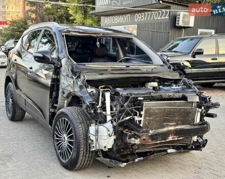 Черный Хендай их35, объемом двигателя 2 л и пробегом 160 тыс. км за 5900 $, фото 3 на Automoto.ua