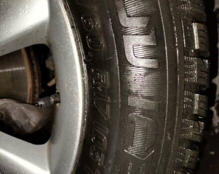 Черный Хендай их35, объемом двигателя 2 л и пробегом 200 тыс. км за 10700 $, фото 15 на Automoto.ua