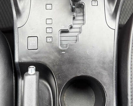 Черный Хендай их35, объемом двигателя 2 л и пробегом 178 тыс. км за 12350 $, фото 13 на Automoto.ua