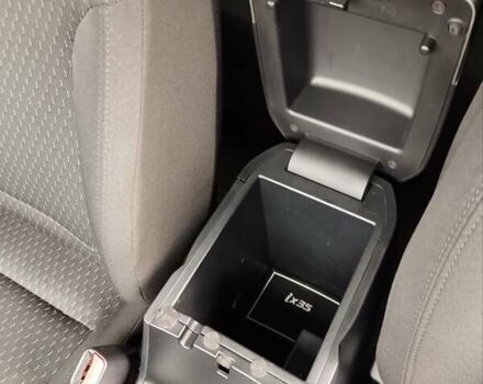 Черный Хендай их35, объемом двигателя 1.69 л и пробегом 250 тыс. км за 11888 $, фото 48 на Automoto.ua