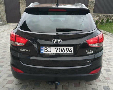 Черный Хендай их35, объемом двигателя 2 л и пробегом 111 тыс. км за 11900 $, фото 5 на Automoto.ua