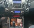 Черный Хендай их35, объемом двигателя 2 л и пробегом 190 тыс. км за 12800 $, фото 7 на Automoto.ua