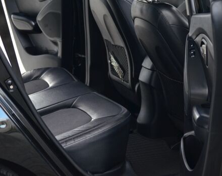 Черный Хендай их35, объемом двигателя 2 л и пробегом 141 тыс. км за 12700 $, фото 10 на Automoto.ua