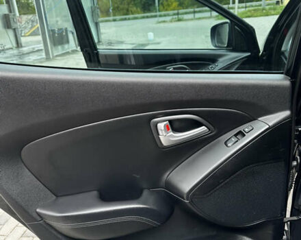 Черный Хендай их35, объемом двигателя 2 л и пробегом 197 тыс. км за 13650 $, фото 54 на Automoto.ua