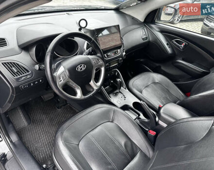 Черный Хендай их35, объемом двигателя 2 л и пробегом 197 тыс. км за 13650 $, фото 44 на Automoto.ua