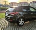 Черный Хендай их35, объемом двигателя 2 л и пробегом 265 тыс. км за 12100 $, фото 3 на Automoto.ua