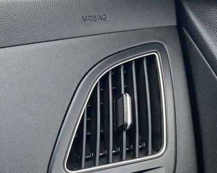 Черный Хендай их35, объемом двигателя 1.7 л и пробегом 277 тыс. км за 11800 $, фото 29 на Automoto.ua