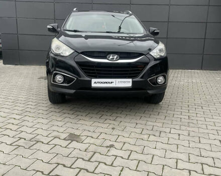 Черный Хендай их35, объемом двигателя 2 л и пробегом 179 тыс. км за 12000 $, фото 2 на Automoto.ua