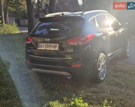 Черный Хендай их35, объемом двигателя 2 л и пробегом 210 тыс. км за 12500 $, фото 1 на Automoto.ua