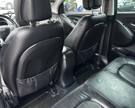 Черный Хендай их35, объемом двигателя 2 л и пробегом 197 тыс. км за 13650 $, фото 55 на Automoto.ua