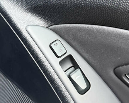 Чорний Хендай іх35, об'ємом двигуна 2 л та пробігом 206 тис. км за 13099 $, фото 48 на Automoto.ua