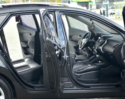 Хендай их35 2011 в Днепре (Днепропетровске) на Automoto.ua Черный Хендай их35, объемом двигателя 2 л и пробегом 141 тыс. км за 13200 $, фото 11 на Automoto.ua