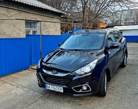 Черный Хендай их35, объемом двигателя 20 л и пробегом 156 тыс. км за 11800 $, фото 1 на Automoto.ua