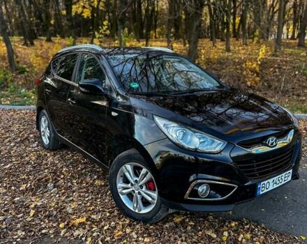 Черный Хендай их35, объемом двигателя 2 л и пробегом 104 тыс. км за 11600 $, фото 13 на Automoto.ua