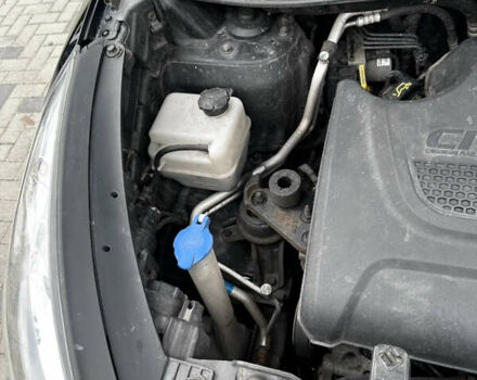 Черный Хендай их35, объемом двигателя 2 л и пробегом 197 тыс. км за 13650 $, фото 69 на Automoto.ua