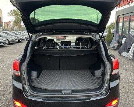 Черный Хендай их35, объемом двигателя 2 л и пробегом 157 тыс. км за 12700 $, фото 11 на Automoto.ua