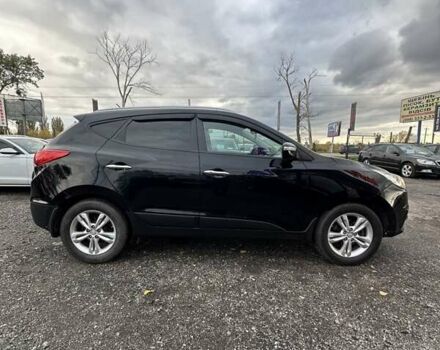 Черный Хендай их35, объемом двигателя 2 л и пробегом 157 тыс. км за 12700 $, фото 3 на Automoto.ua