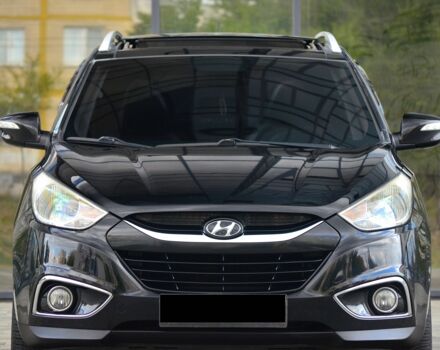 Черный Хендай их35, объемом двигателя 2 л и пробегом 141 тыс. км за 12700 $, фото 18 на Automoto.ua