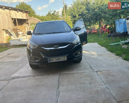 Черный Хендай их35, объемом двигателя 1.7 л и пробегом 254 тыс. км за 11500 $, фото 20 на Automoto.ua