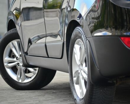 Хендай их35 2011 в Днепре (Днепропетровске) на Automoto.ua Черный Хендай их35, объемом двигателя 2 л и пробегом 141 тыс. км за 13200 $, фото 9 на Automoto.ua